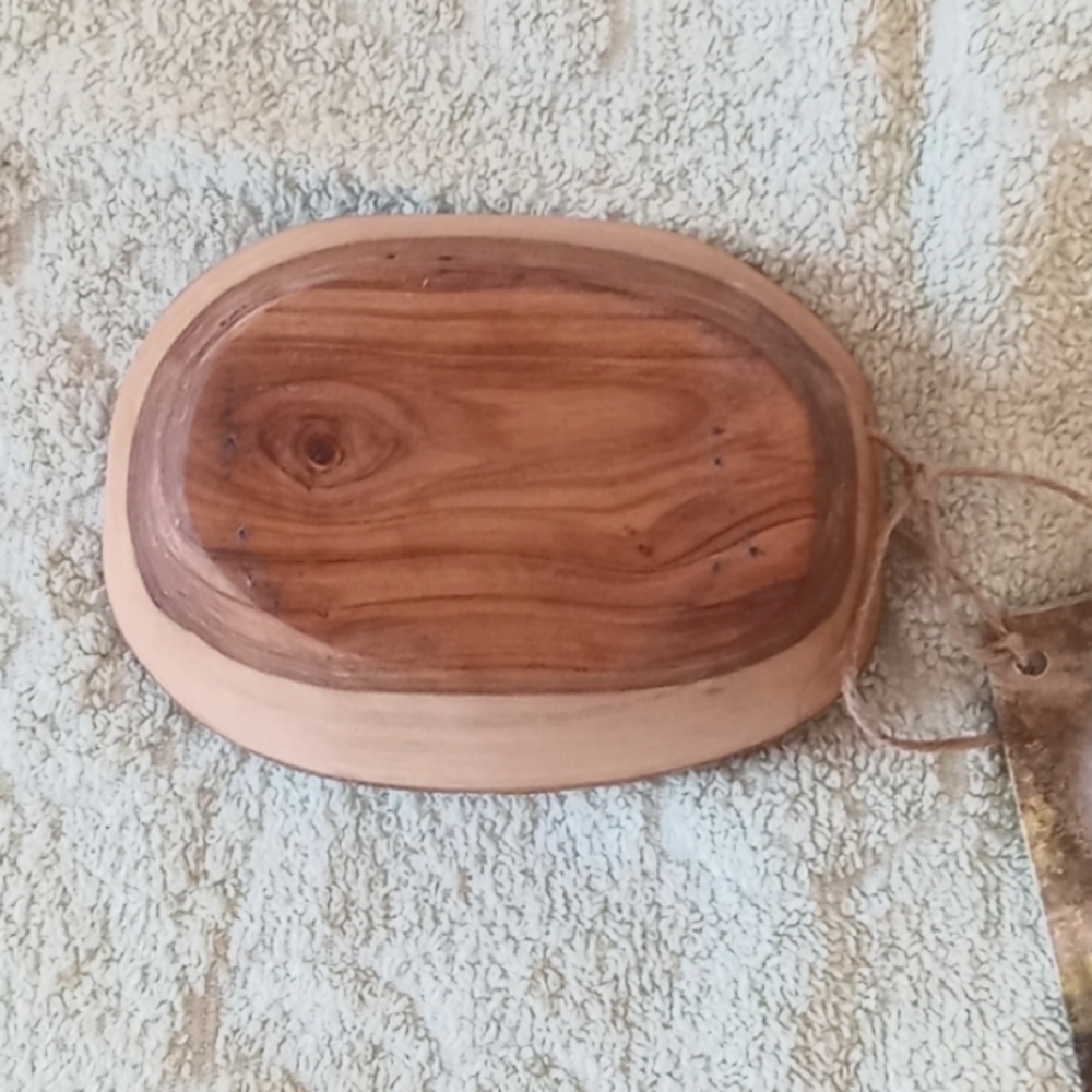 Italian Arte Legno handcrafted Olive Wood Bowl - Picture 2 of 5